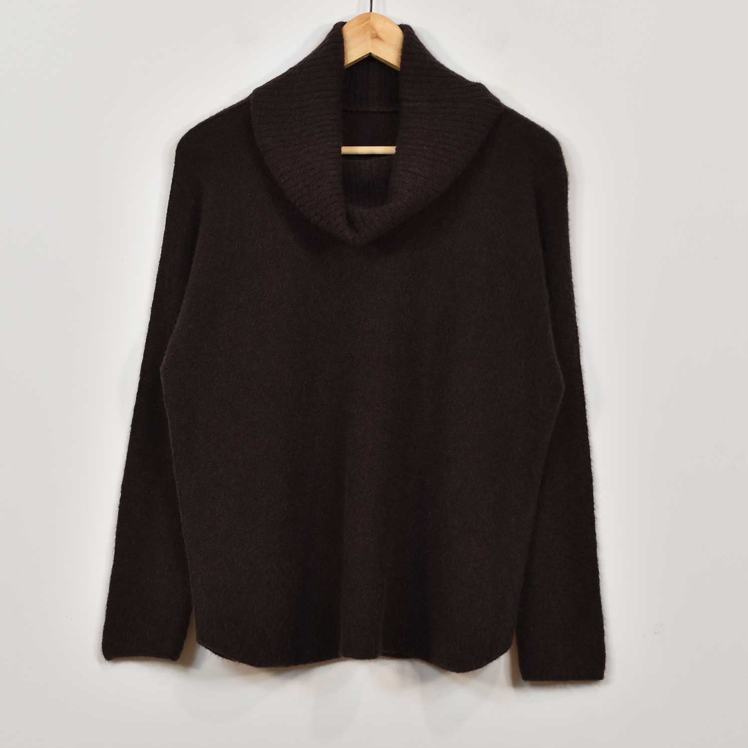 Jersey cuello caído chocolate - Imagen 9
