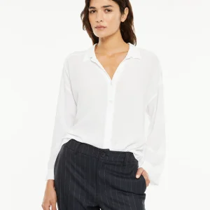 Camisa blanca básica